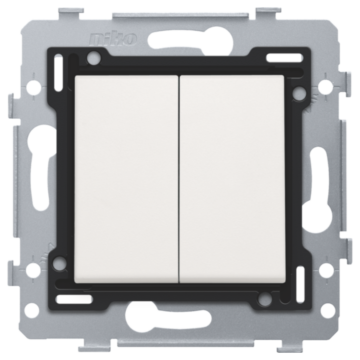 Niko 101-81515 tweevoudige schakelaar 71x71 met insteekklemmen, sokkel en afwerkingsset, White