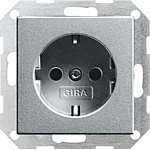 Gira 046626 Systeem 55 Wandcontactdoos met randaarde 16A 250V Kleur aluminium