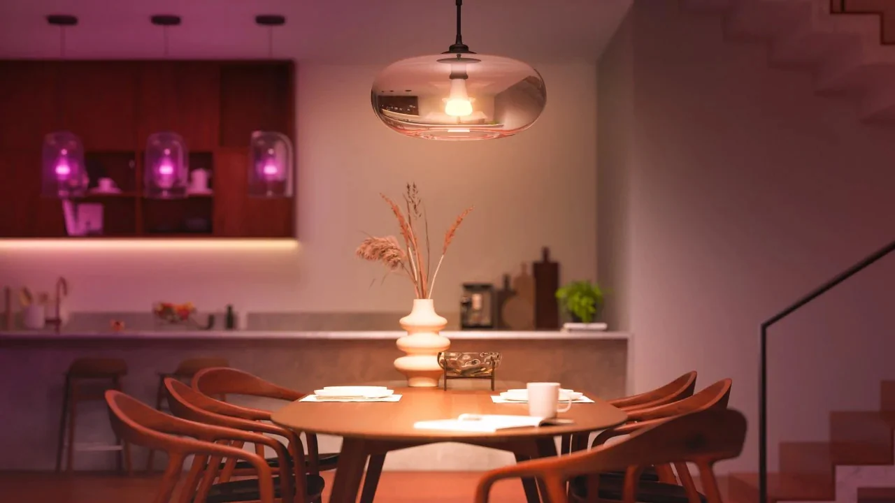 Philips Hue lampen in verschillende kleuren en sferen