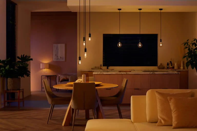 Philips Hue Filament lampen met zichtbare gloeidraad in sfeervolle armaturen